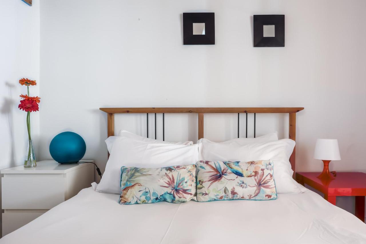 City Center Apt In Lively Bairro Alto! ลิสบอน ภายนอก รูปภาพ